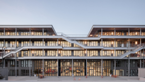 RESONANCES PLAN STRATEGIQUE EMLYON