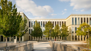 hec paris ast ecole ingenieurs