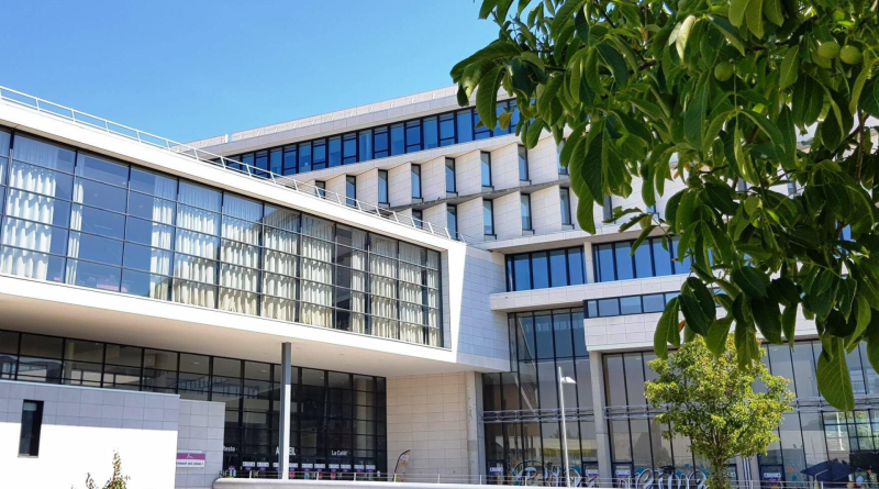 Cy Cergy paris université transformation innovation