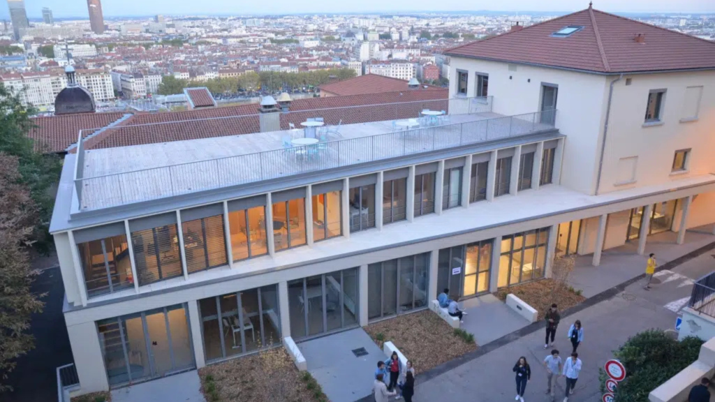 ECAM LASALLE PLAN STRATEGIQUE ORIENTATIONS 2030