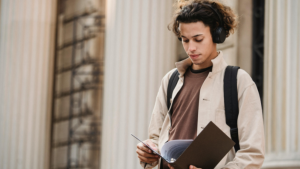 COMMENT GERER DEMARCHES ADMINISTRATIVES ETUDIANT