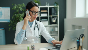 POURQUOI CHOIX FORMATION DIPLOMANTE SECRETAIRE MEDICALE PLUTOT ECOLE CLASSIQUE